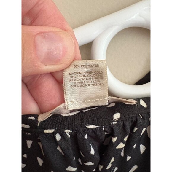 Ann Taylor LOFT Black & White Sleeveless Geometric Print Career Top Size Large - Picture 8 of 12